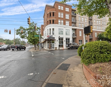 1315 East Boulevard - Photo Thumbnail 14