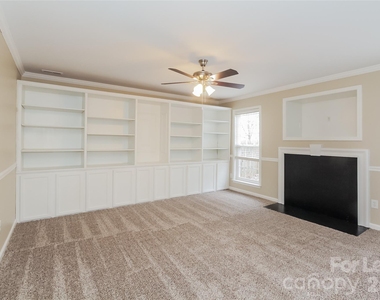 171 Elrosa Road - Photo Thumbnail 4