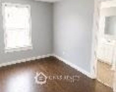 1517 7th Street - Photo Thumbnail 3