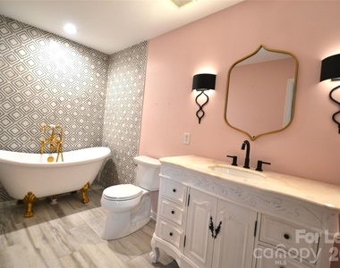 4003 Christine Lane - Photo Thumbnail 21