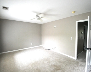 4003 Christine Lane - Photo Thumbnail 24
