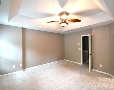 4003 Christine Lane - Photo Thumbnail 19