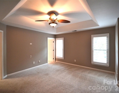 4003 Christine Lane - Photo Thumbnail 17