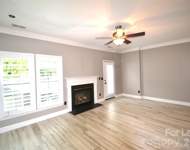 4003 Christine Lane - Photo Thumbnail 10