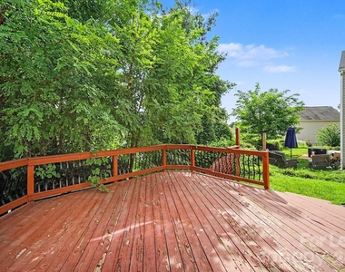 4937 Broad Leaf Court - Photo Thumbnail 22