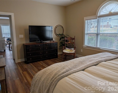 20207 Colony Point Lane - Photo Thumbnail 14