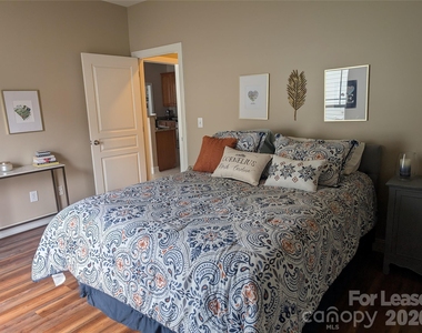 20207 Colony Point Lane - Photo Thumbnail 18