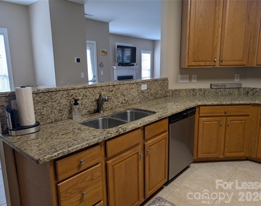20207 Colony Point Lane - Photo Thumbnail 10