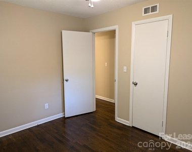 362 Cabarrus Avenue - Photo Thumbnail 15