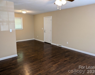 362 Cabarrus Avenue - Photo Thumbnail 4