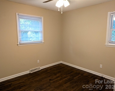 362 Cabarrus Avenue - Photo Thumbnail 14