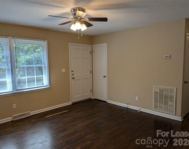 362 Cabarrus Avenue - Photo Thumbnail 3