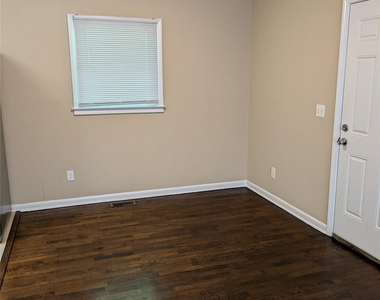 362 Cabarrus Avenue - Photo Thumbnail 5