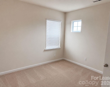 10665 Sky Chase Avenue Nw - Photo Thumbnail 18