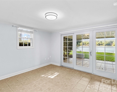 118 Revere Drive - Photo Thumbnail 28
