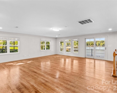 118 Revere Drive - Photo Thumbnail 8