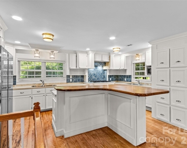 118 Revere Drive - Photo Thumbnail 13
