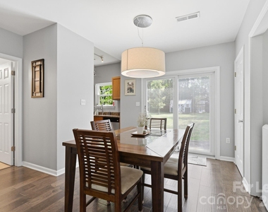 1706 Dallas Avenue - Photo Thumbnail 9