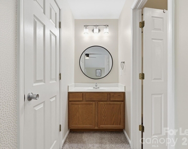 1706 Dallas Avenue - Photo Thumbnail 20
