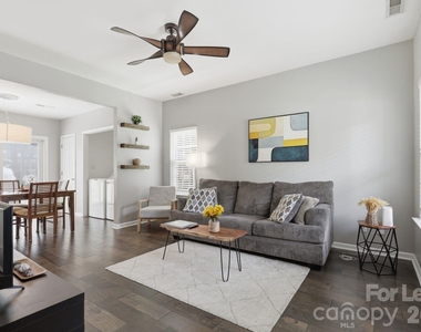 1706 Dallas Avenue - Photo Thumbnail 5