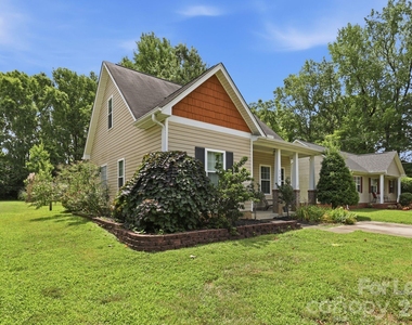 1706 Dallas Avenue - Photo Thumbnail 3
