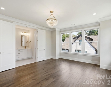 2428 Runnymede Lane - Photo Thumbnail 25