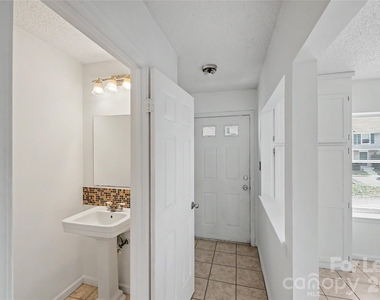 9626 Vinca Circle - Photo Thumbnail 13