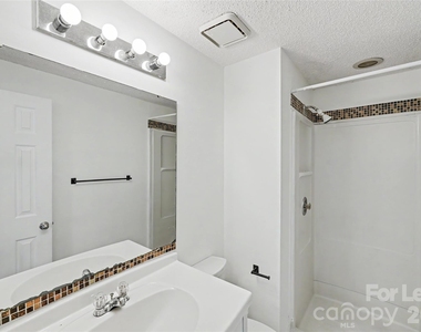 9626 Vinca Circle - Photo Thumbnail 4