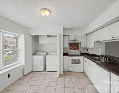 9626 Vinca Circle - Photo Thumbnail 1