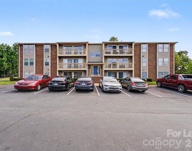 1624 Arlyn Circle - Photo Thumbnail 19