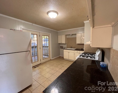 1144 Ellen Avenue - Photo Thumbnail 2