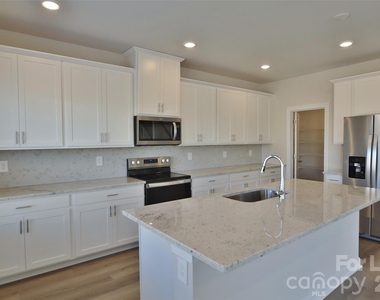 1537 Harper Landing Boulevard - Photo Thumbnail 15