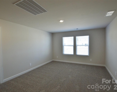 1537 Harper Landing Boulevard - Photo Thumbnail 13