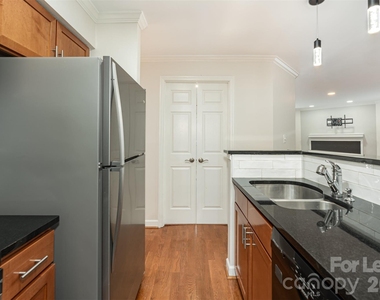 2516 Cranbrook Lane - Photo Thumbnail 9