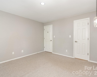 2516 Cranbrook Lane - Photo Thumbnail 13