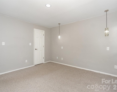 2516 Cranbrook Lane - Photo Thumbnail 12