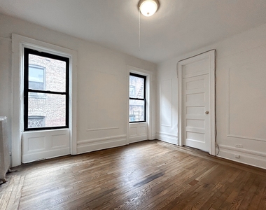 3139 Broadway - Photo Thumbnail 6