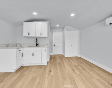 114 N Cornell Ave - Photo Thumbnail 4