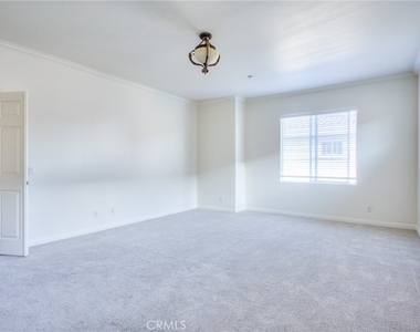 515 Florence - Photo Thumbnail 28