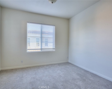 515 Florence - Photo Thumbnail 29