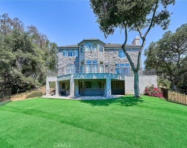 1089 Village Drive - Photo Thumbnail 47
