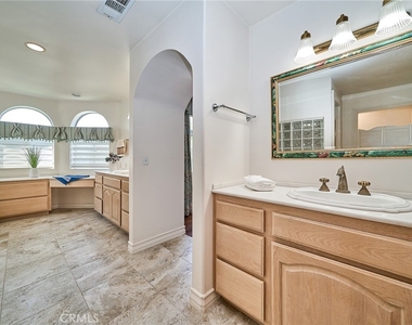 1089 Village Drive - Photo Thumbnail 31