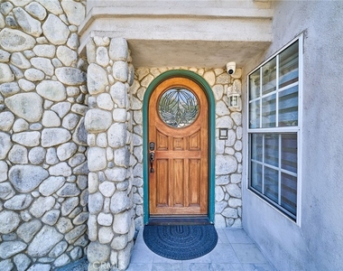 1089 Village Drive - Photo Thumbnail 1