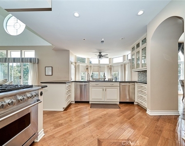 1089 Village Drive - Photo Thumbnail 16