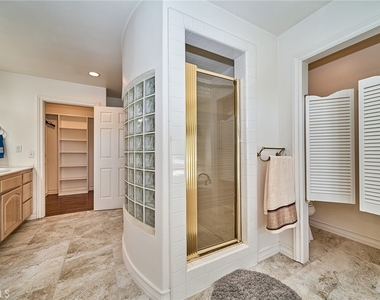 1089 Village Drive - Photo Thumbnail 27