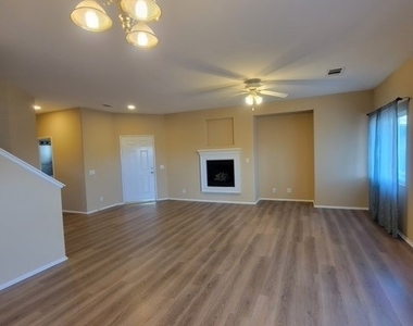 1442 Orange Grove - Photo Thumbnail 12