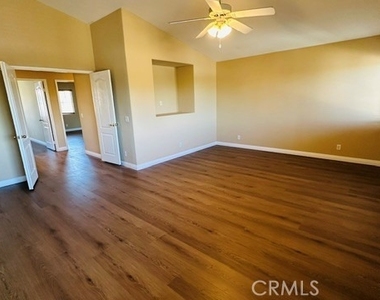 1442 Orange Grove - Photo Thumbnail 8