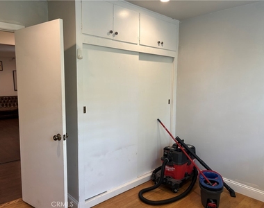 12917 Gladstone - Photo Thumbnail 11