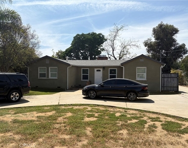 12917 Gladstone - Photo Thumbnail 1