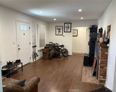 12917 Gladstone - Photo Thumbnail 3